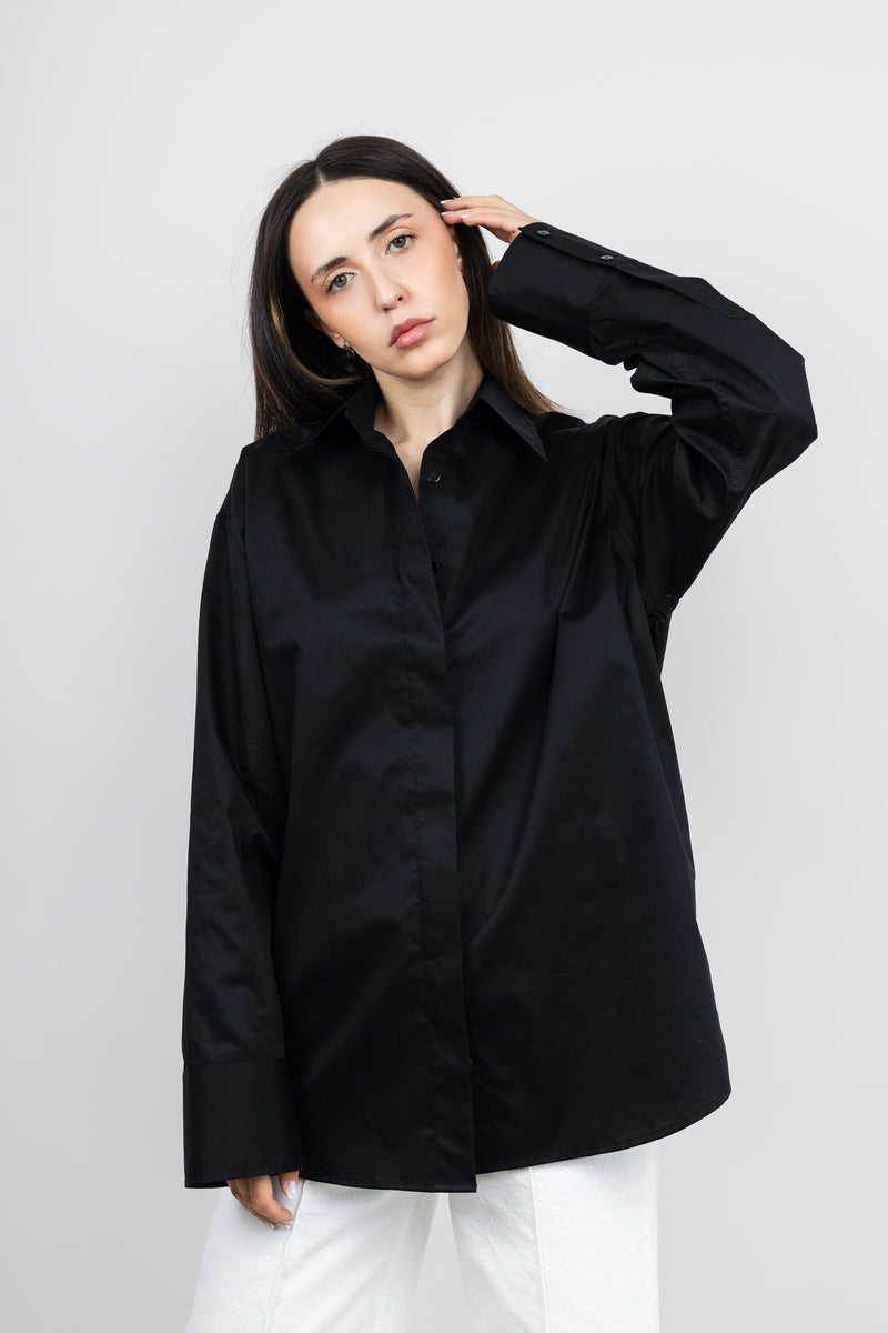 TOMBOY black shirt